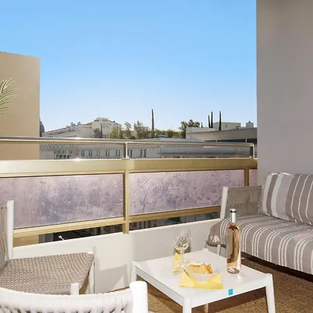 Le Palais Royal Elegant Confortable -balcon 100 Metres Croisette Apartment *